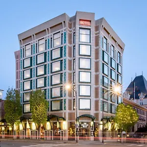 The Magnolia & Hotel Victoria